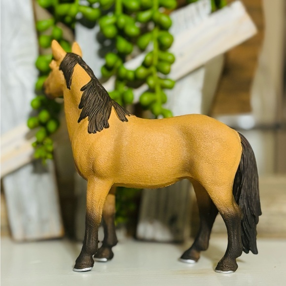 Beautiful RETIRED 2015 Mustang Mare Schleich - Picture 5 of 7